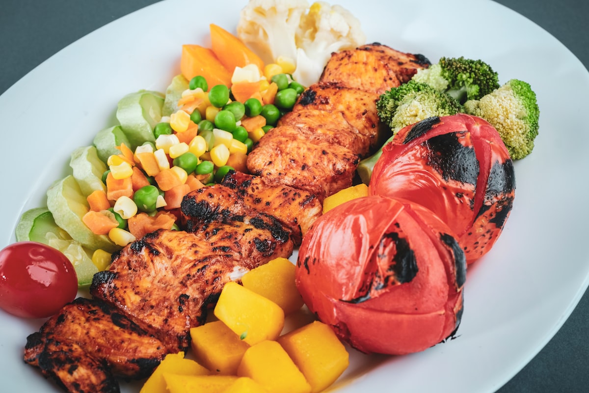Stir-fry with vegetables, protein and aromatic seasonings